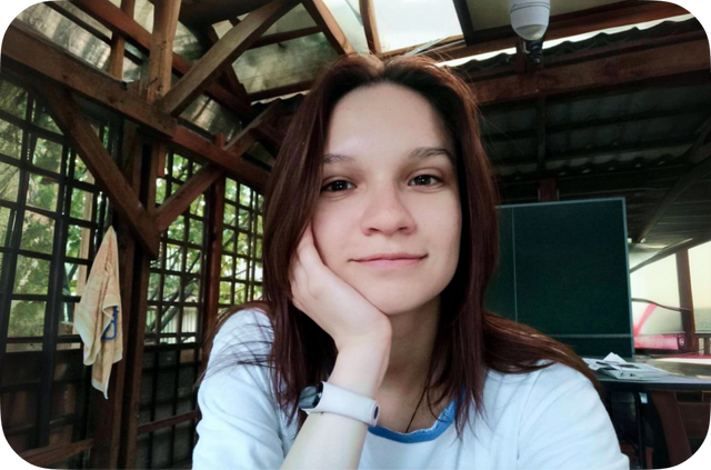 Вікторія Мізюканова