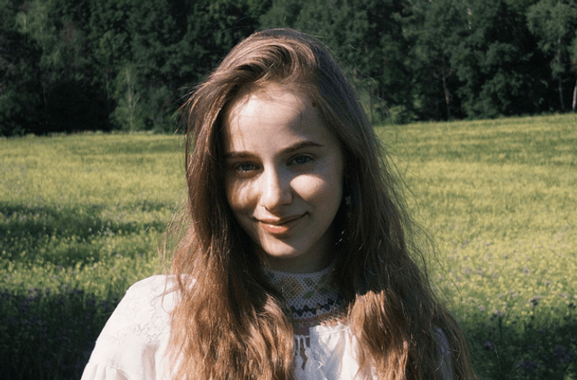 Гусарская Александра